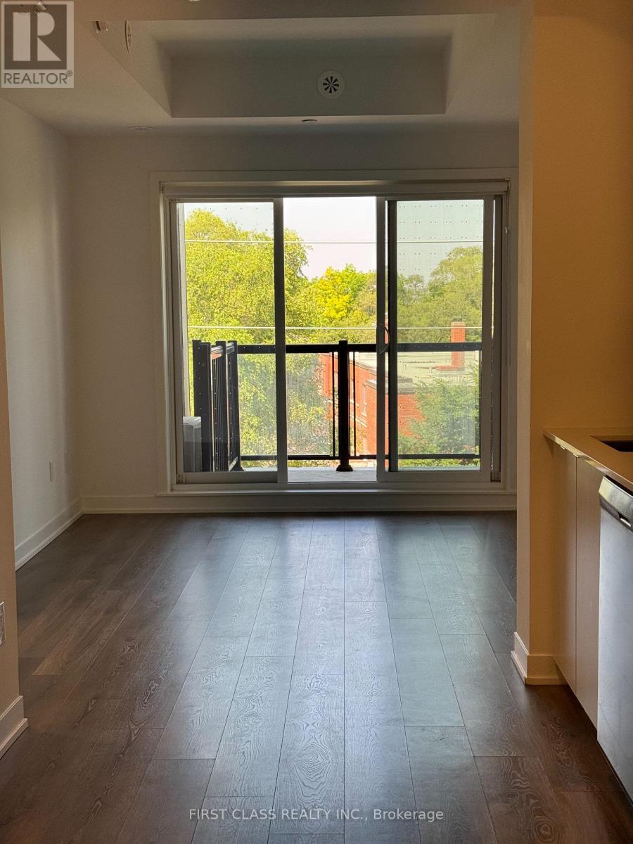 301 - 165 Canon Jackson Drive, Toronto, Ontario  M6M 2G1 - Photo 3 - W13581964