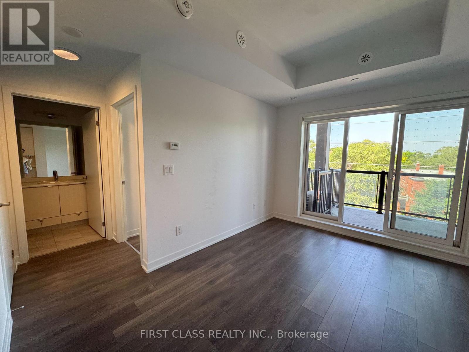 301 - 165 Canon Jackson Drive, Toronto, Ontario  M6M 2G1 - Photo 5 - W13581964