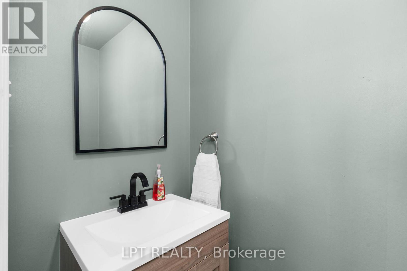 47 Northview Crescent, Barrie, Ontario  L4N 9T4 - Photo 19 - S13521938