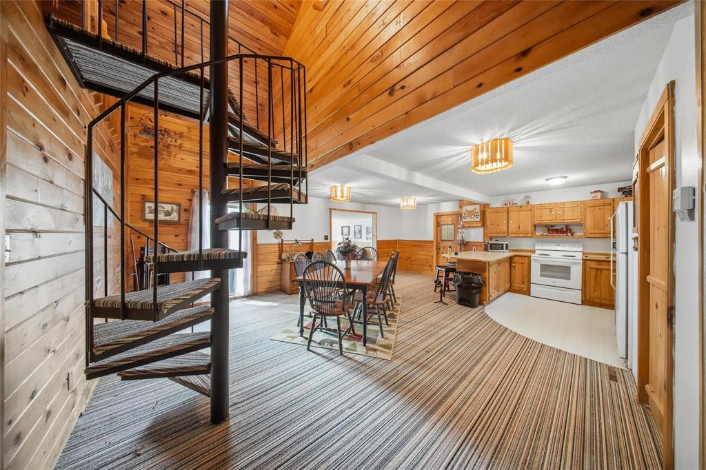 2 East Shore Road, moose lake, Manitoba