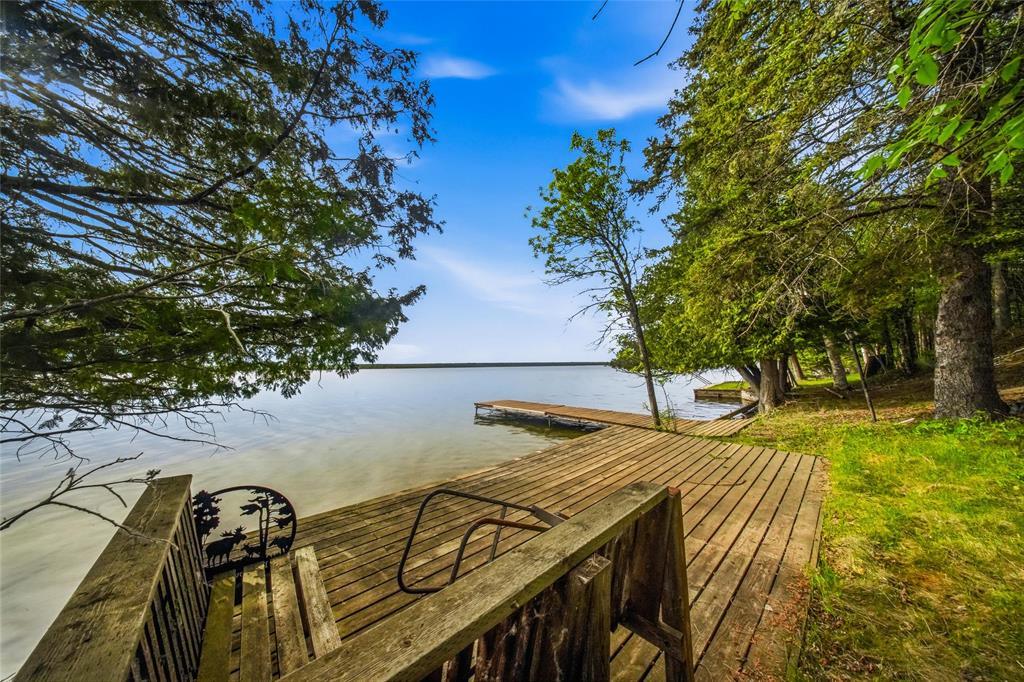2 East Shore Road, Moose Lake, Manitoba R0A 2J0 - Photo 2 - 202612881