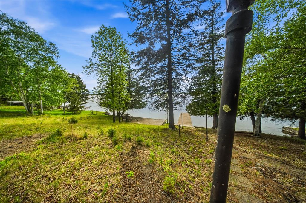 2 East Shore Road, Moose Lake, Manitoba R0A 2J0 - Photo 3 - 202612881