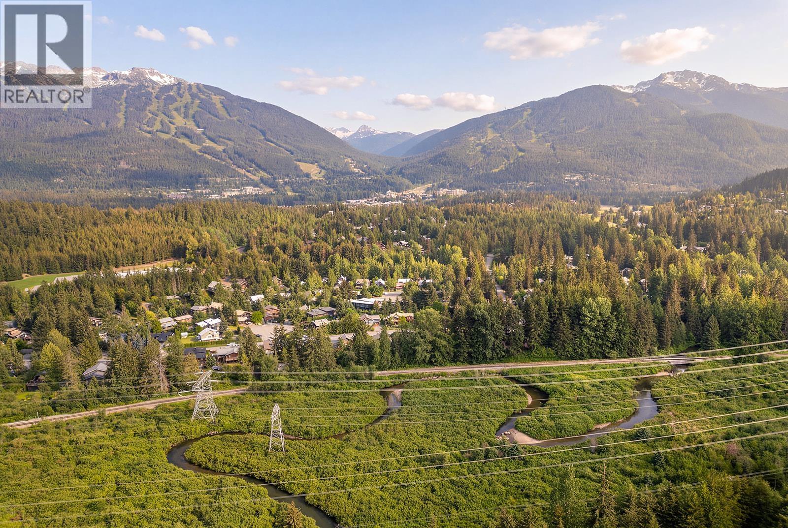 6447 Balsam Way, Whistler, British Columbia  V8E 0C5 - Photo 12 - R3147596