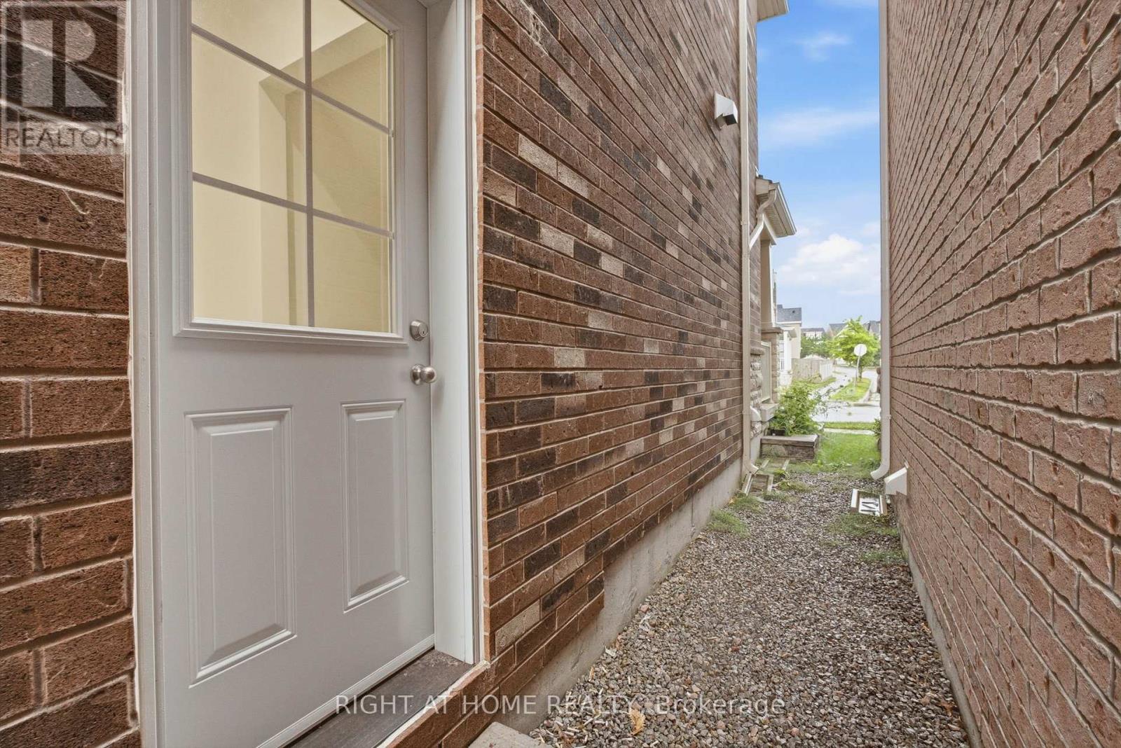 Basement - 201 Donald Sim Avenue, Markham, Ontario L6B 0Z1 - Photo 27 - N13582036