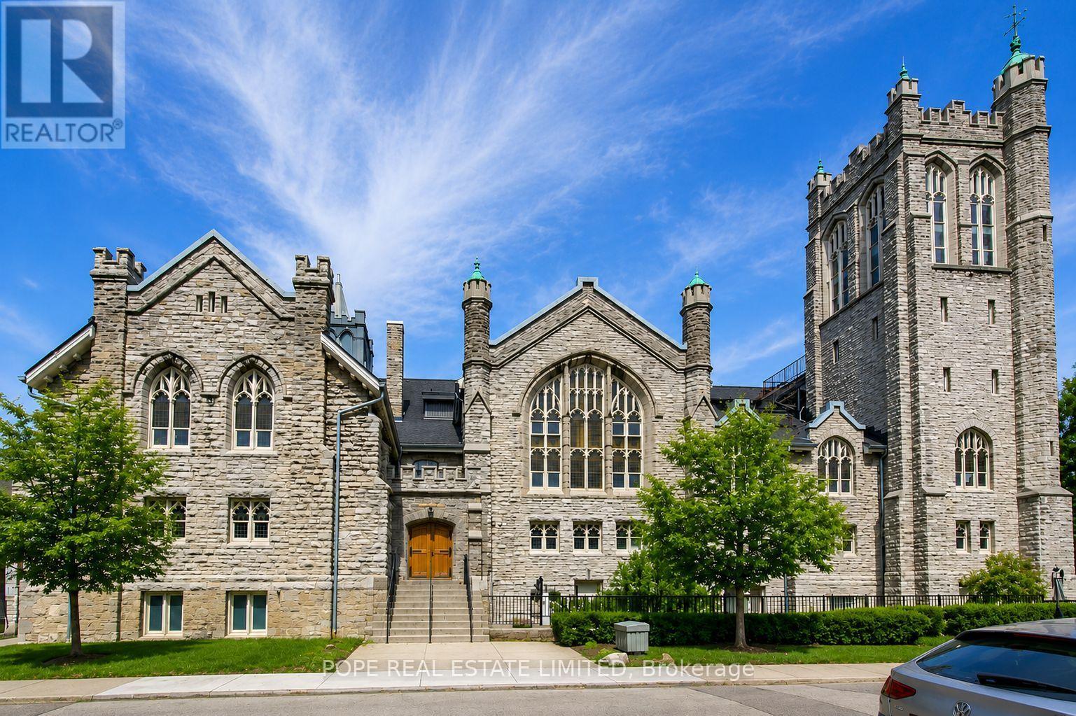 202 - 384 SUNNYSIDE AVENUE, Toronto, Ontario