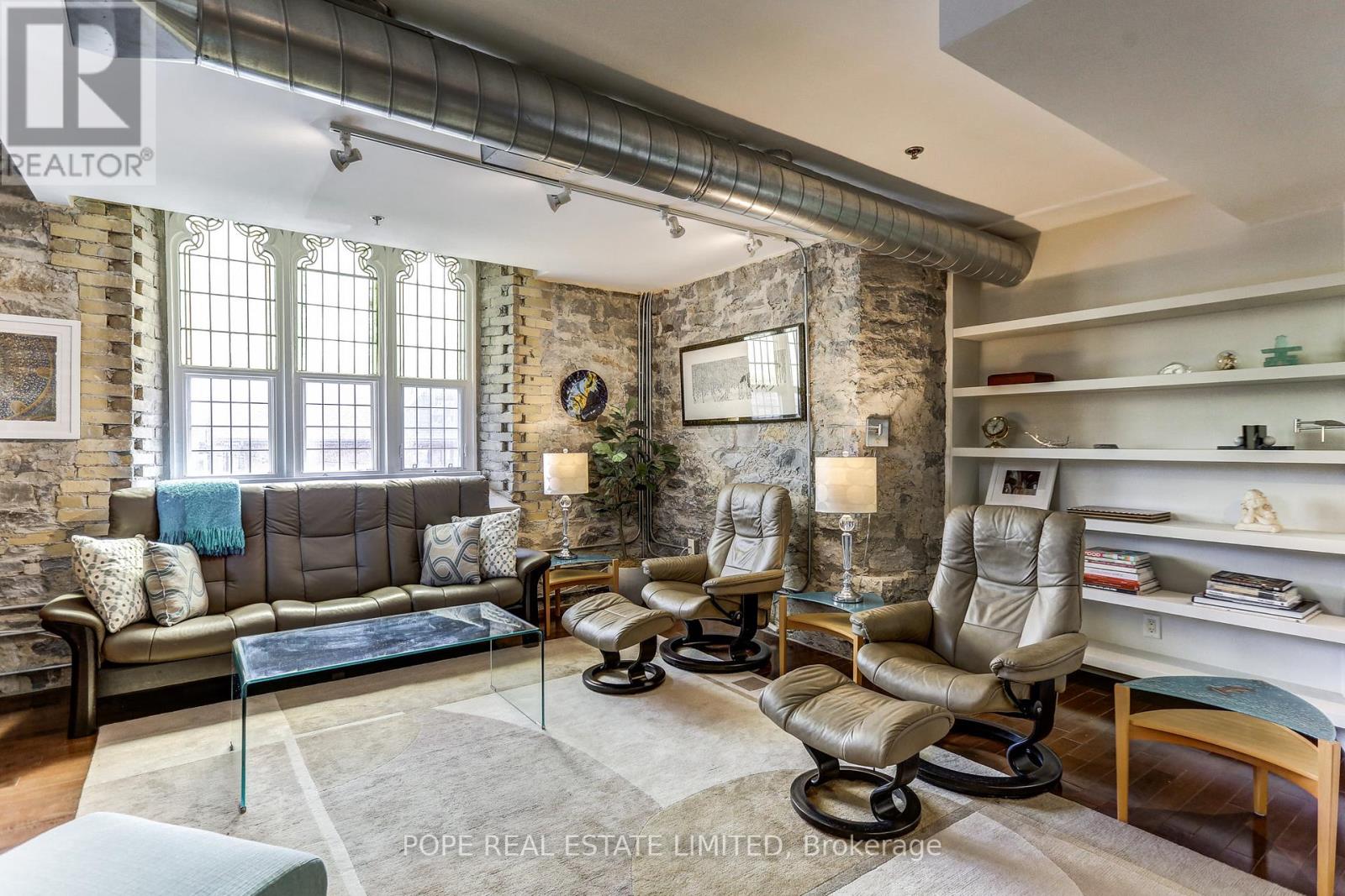 202 - 384 Sunnyside Avenue, Toronto, Ontario  M6R 2S1 - Photo 16 - W13582034