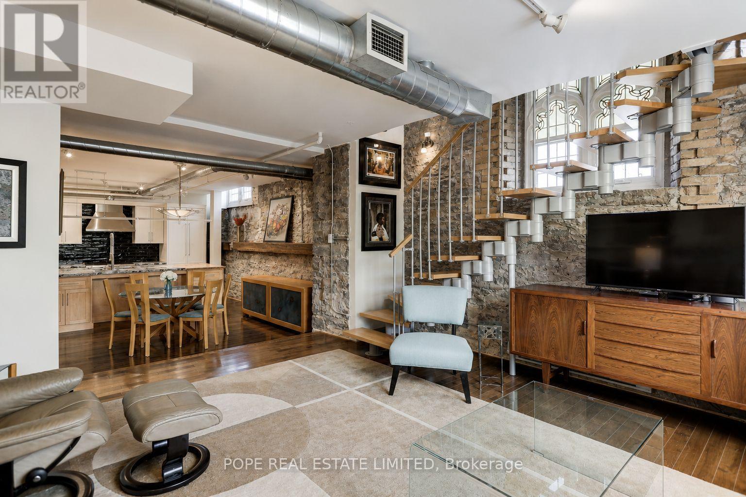 202 - 384 Sunnyside Avenue, Toronto, Ontario  M6R 2S1 - Photo 18 - W13582034