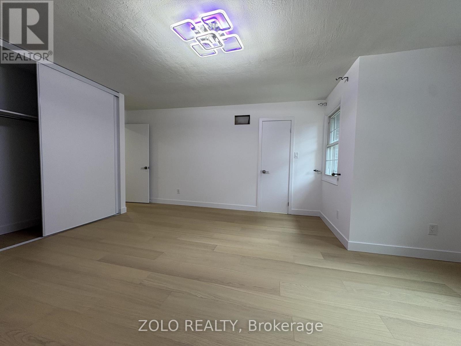 113 - 2120 Rathburn Road E, Mississauga, Ontario L4W 2S8 - Photo 29 - W13582038