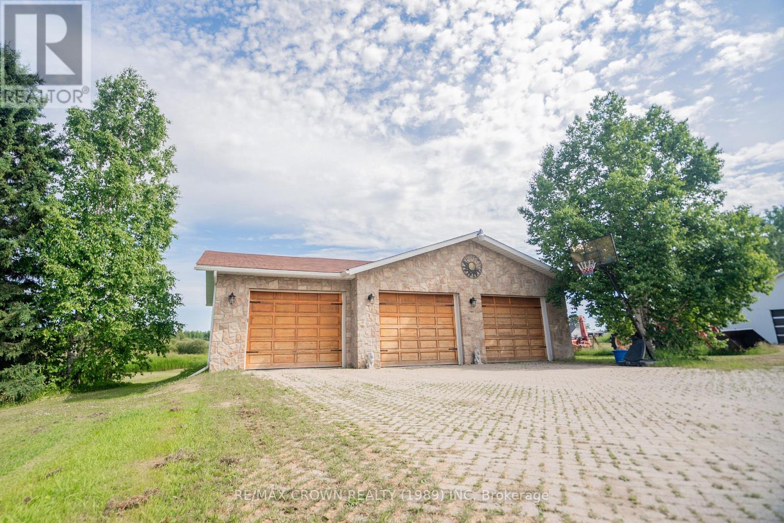 Moonbeam - 79 Ste Marie Road, Kapuskasing, Ontario  P0L 1V0 - Photo 10 - T13542176
