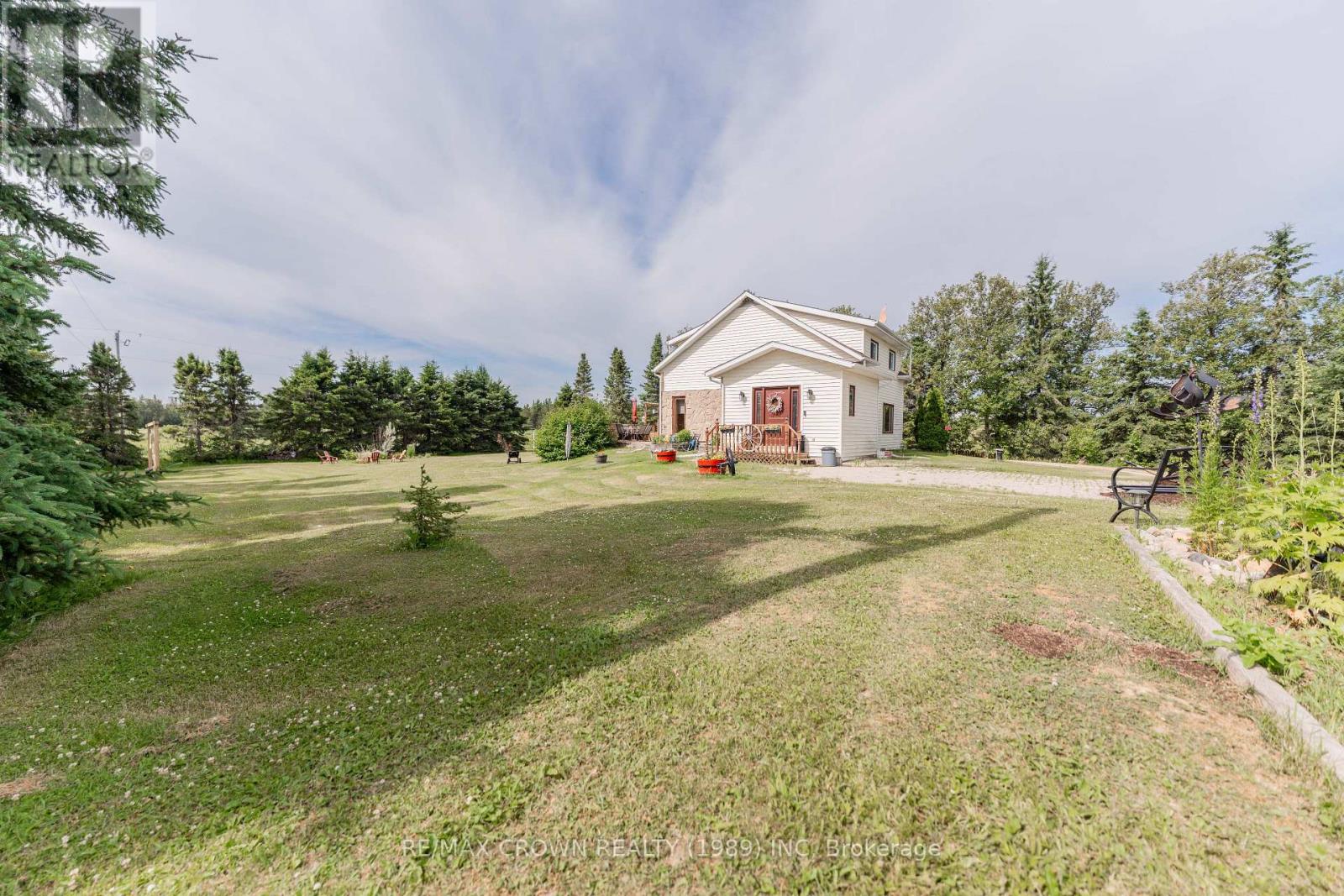 Moonbeam - 79 Ste Marie Road, Kapuskasing, Ontario  P0L 1V0 - Photo 8 - T13542176