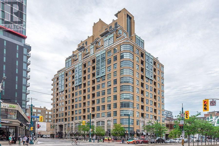 1107 - 438 RICHMOND STREET W