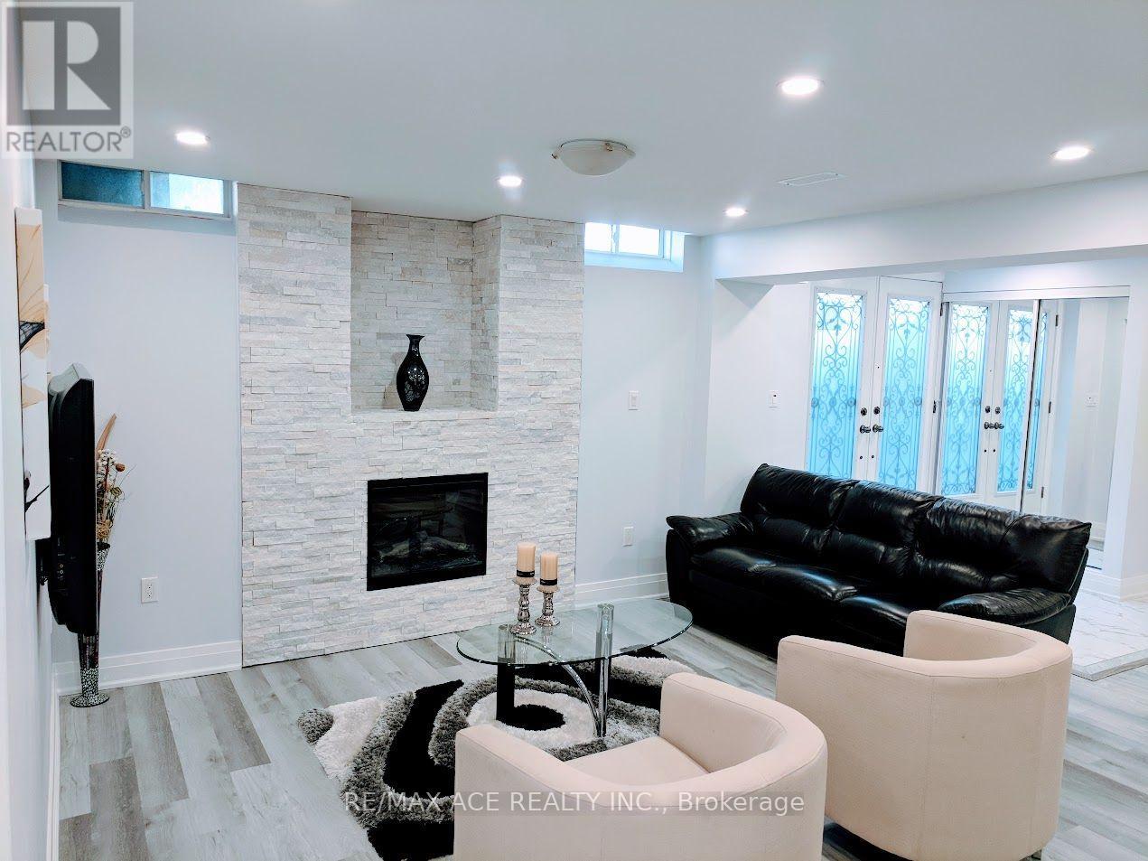 29 FRAMPTON ROAD, Brampton, Ontario