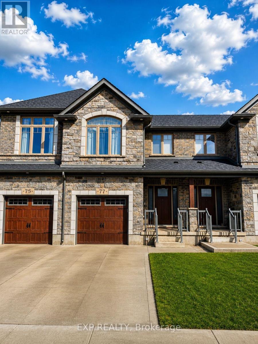 77 HOLLYBROOK TRAIL, Kitchener, Ontario