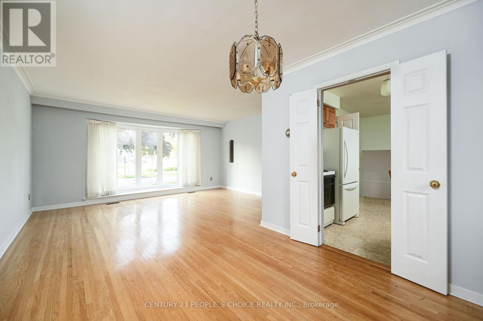 2132 Hixon Street, Oakville, Ontario L6L 1T4 - Photo 10 - W13580488