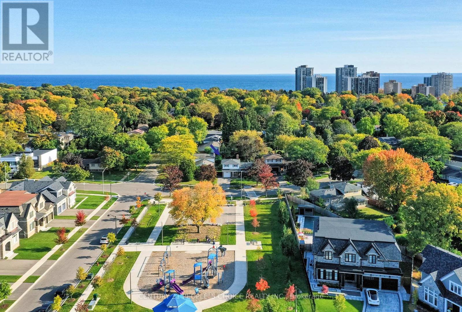 2132 Hixon Street, Oakville, Ontario L6L 1T4 - Photo 2 - W13580488