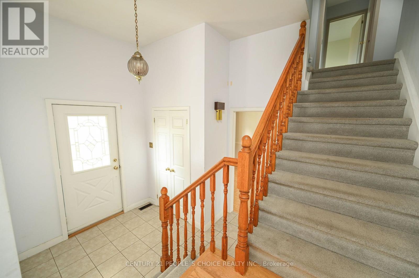 2132 Hixon Street, Oakville, Ontario L6L 1T4 - Photo 4 - W13580488
