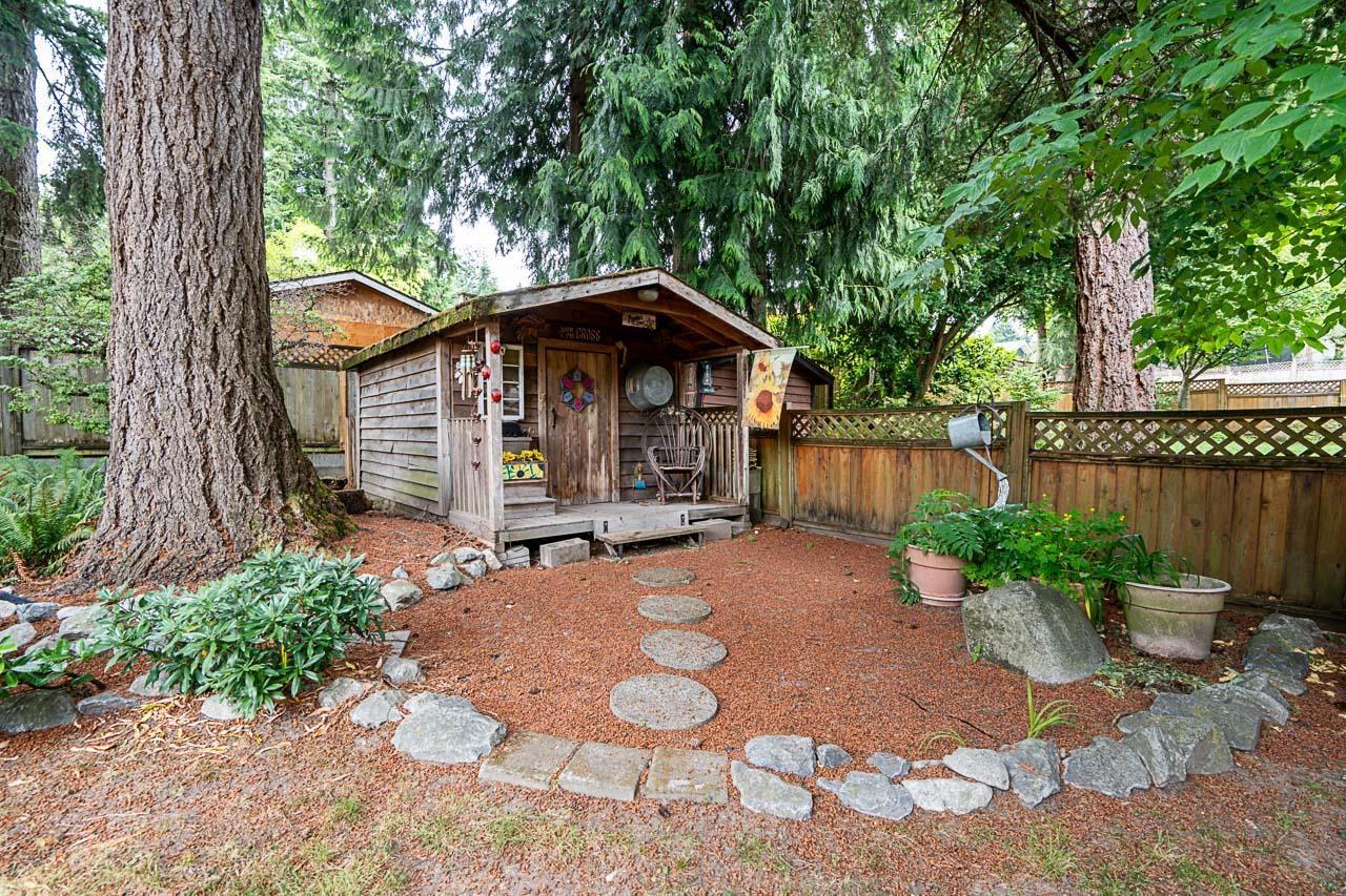 8652 SUNBURY PLACE — photo 32