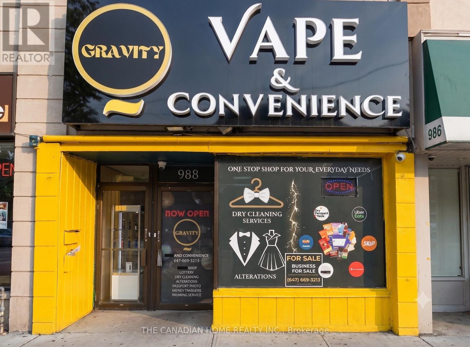 988 St Clair Avenue W, Toronto, Ontario M6E 1A2 - Photo 1 - C13581010