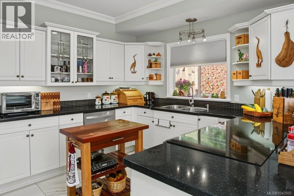 For Sale: 2305 Mate Pl, Nanoose Bay, ON | 4 Bed, 3 Bath House for $295,000. See 26 photos!