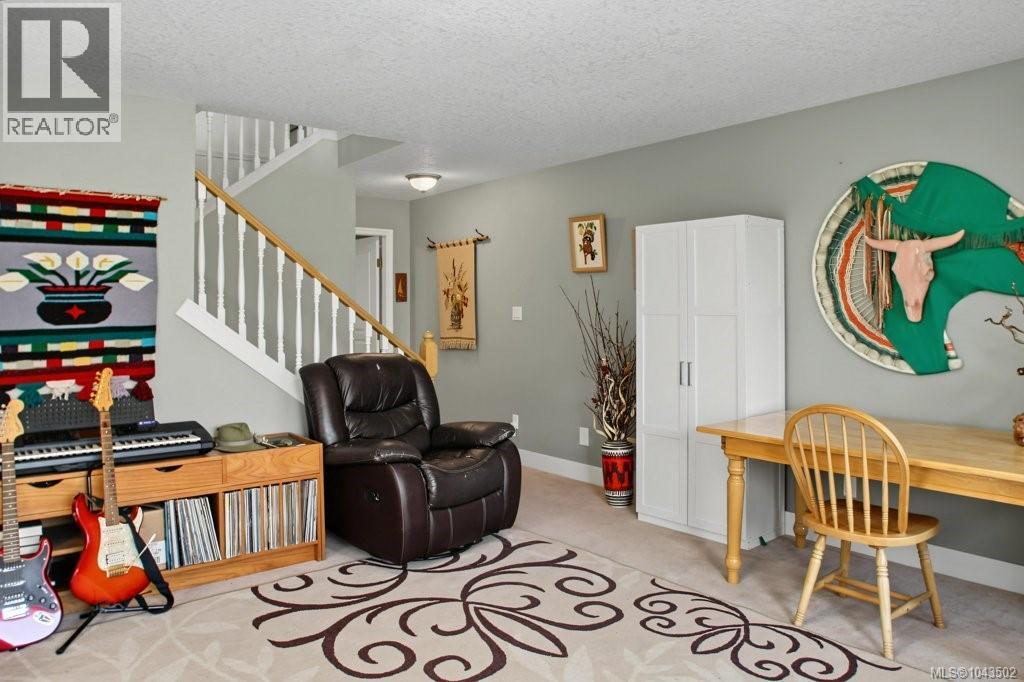 For Sale: 2305 Mate Pl, Nanoose Bay, ON | 4 Bed, 3 Bath House for $295,000. See 26 photos!