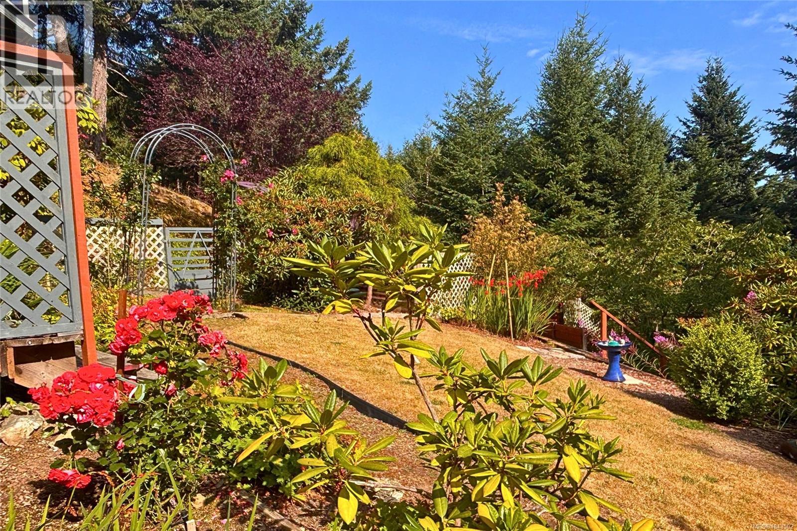 For Sale: 2305 Mate Pl, Nanoose Bay, ON | 4 Bed, 3 Bath House for $295,000. See 26 photos!