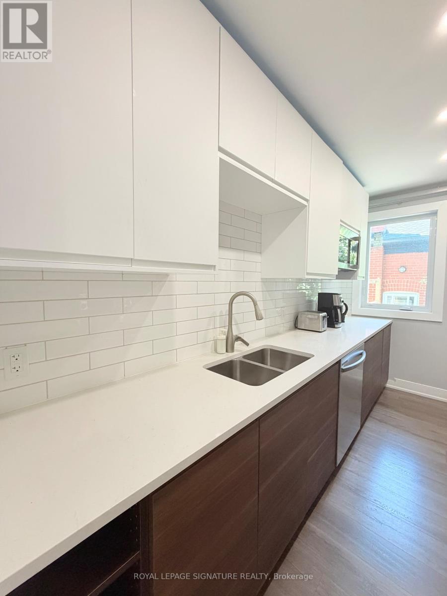 104 Great Oak Drive, Toronto, Ontario M9A 1N5 - Photo 18 - W13581770