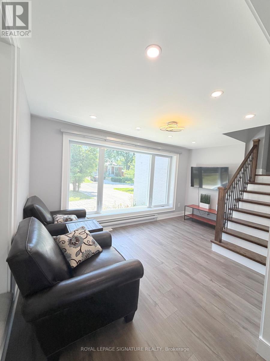 104 Great Oak Drive, Toronto, Ontario M9A 1N5 - Photo 15 - W13581770