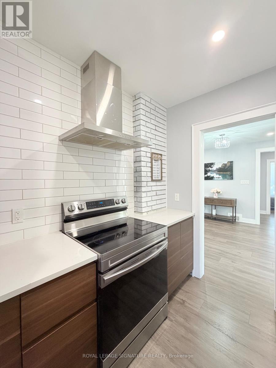 104 Great Oak Drive, Toronto, Ontario M9A 1N5 - Photo 21 - W13581770