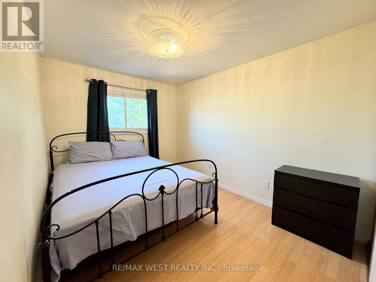 40 Maplehurst Square, Brampton, Ontario L6Z 1J6 - Photo 25 - W13582012