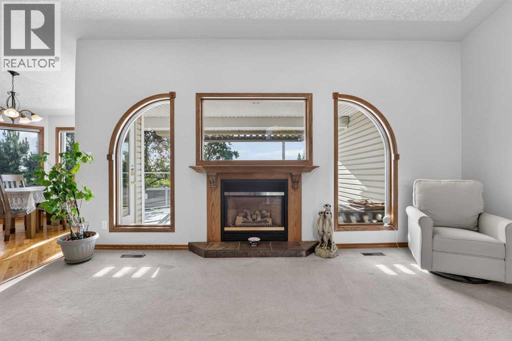 27 Cougar Bay N, Lethbridge, Alberta  T1H 6H3 - Photo 12 - A2327209