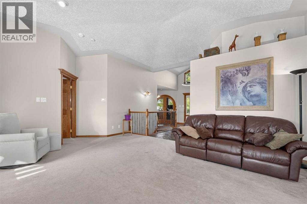 27 Cougar Bay N, Lethbridge, Alberta  T1H 6H3 - Photo 14 - A2327209