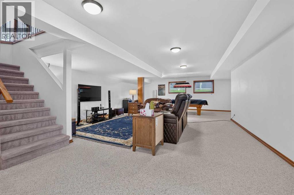 27 Cougar Bay N, Lethbridge, Alberta  T1H 6H3 - Photo 34 - A2327209