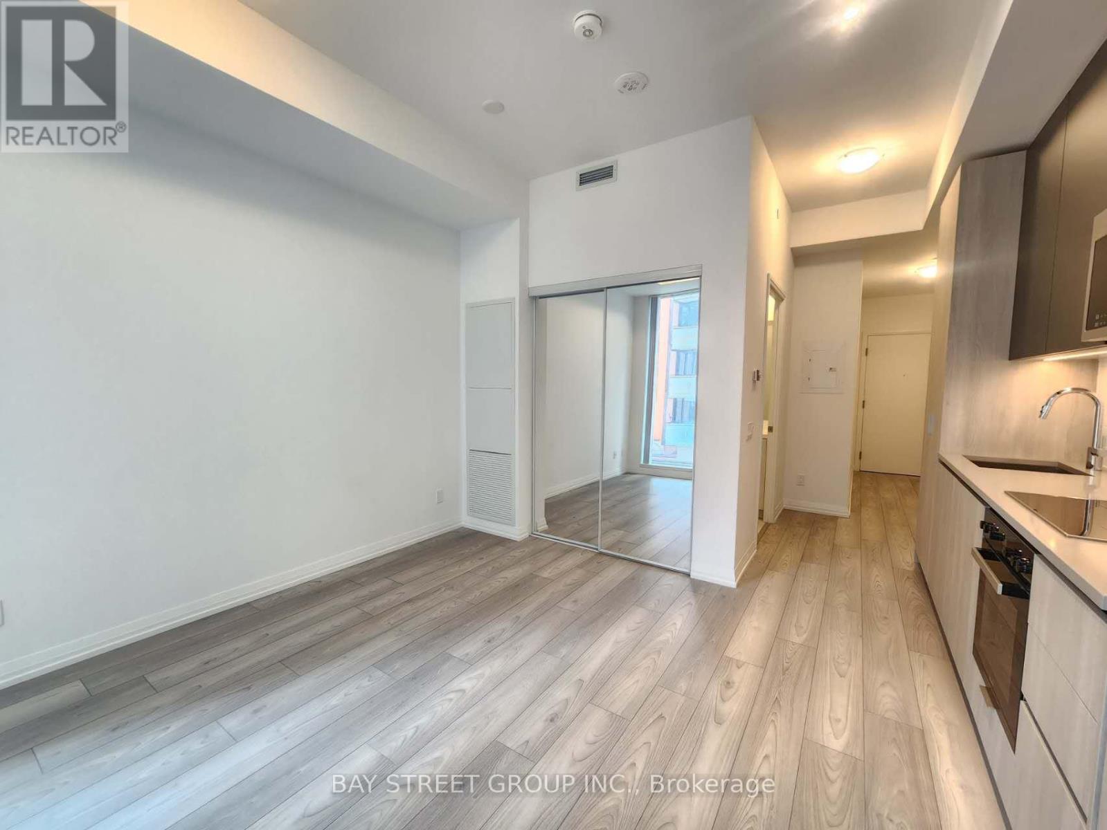 829 - 400 King Street W, Toronto, Ontario M5V 0X8 - Photo 6 - C13582128