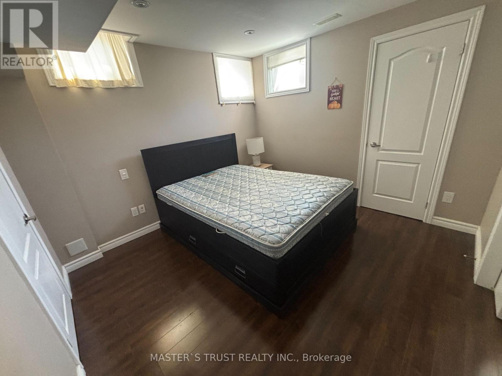 206 Aspenwood Dr Drive, Newmarket, Ontario L3X 3L1 - Photo 4 - N13582132