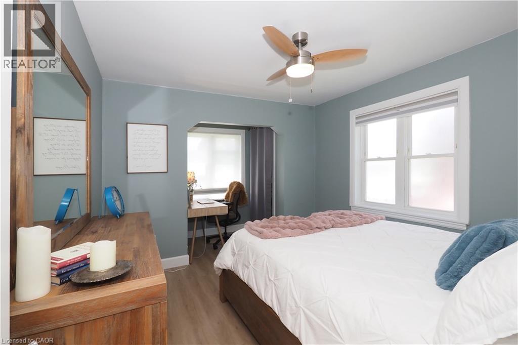 784 Elizabeth Street, Kitchener, Ontario  N2H 6H5 - Photo 16 - 40849286