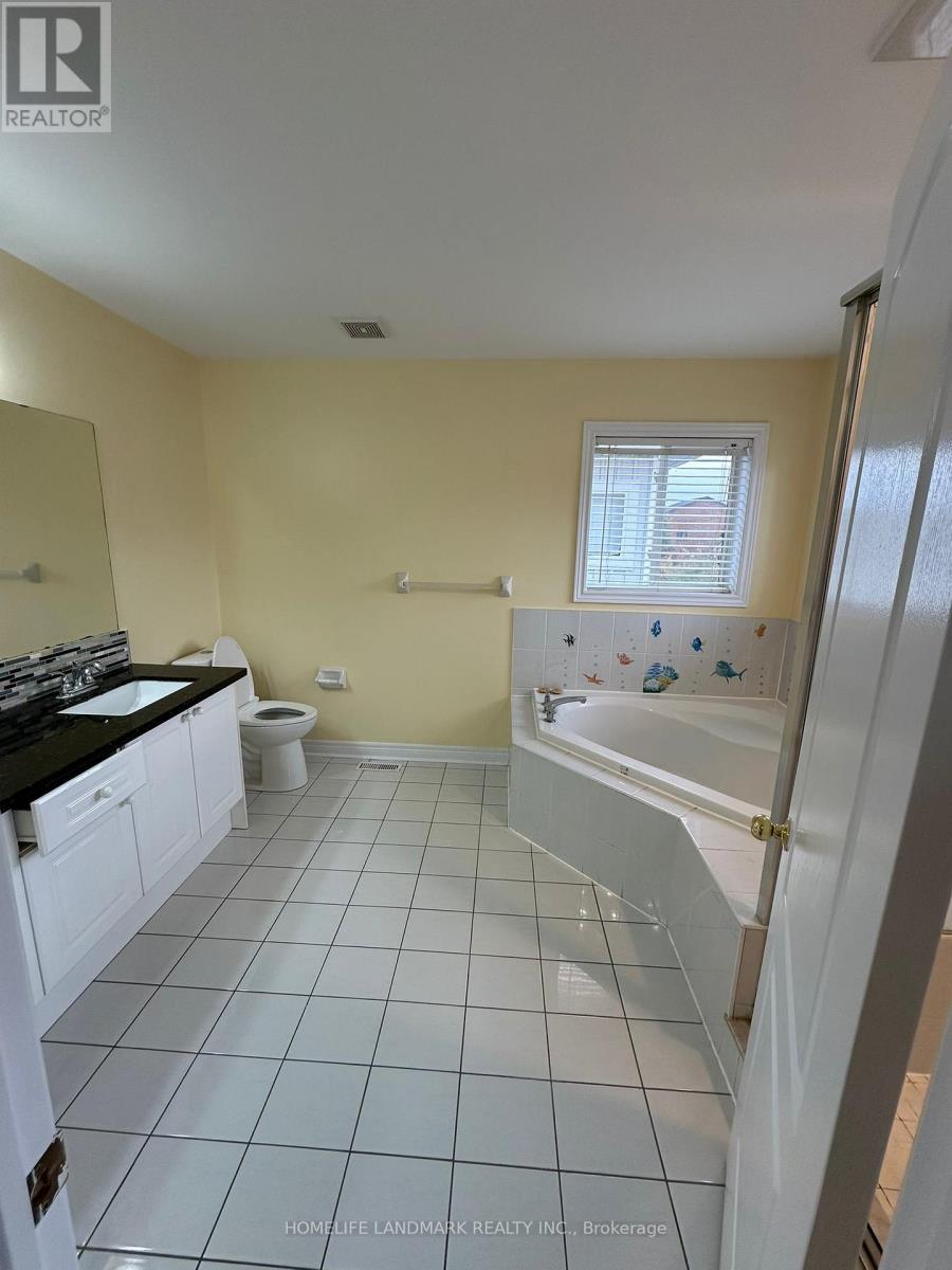 544 Matisse Place, Mississauga, Ontario L5W 1M3 - Photo 23 - W13582124