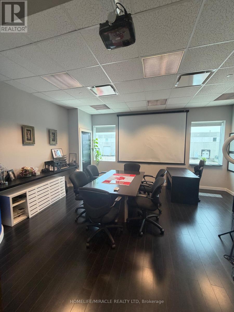 8 Zenway Boulevard, Vaughan, Ontario L4H 0S5 - Photo 13 - N13582140