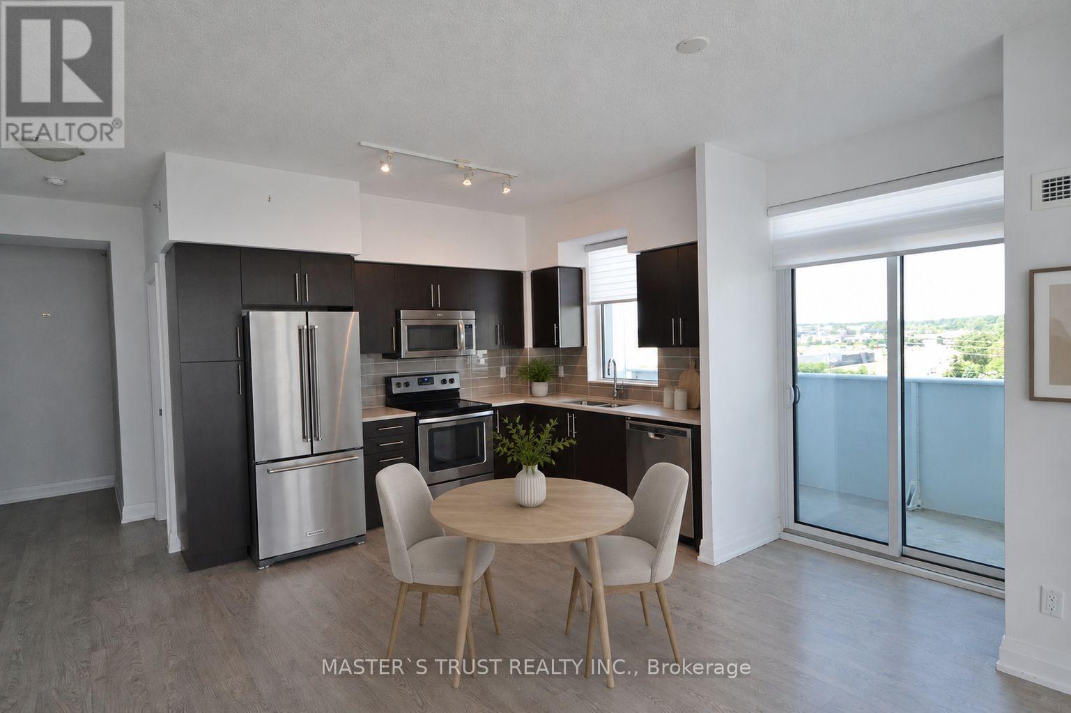 703 - 65 Speers Road, Oakville, Ontario  L6K 0J1 - Photo 2 - W13582138