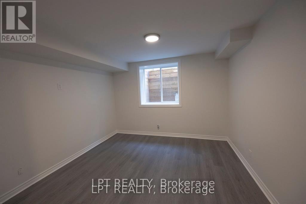27 Rockcress Gardens, Ottawa, Ontario K2G 5A6 - Photo 4 - X13582160