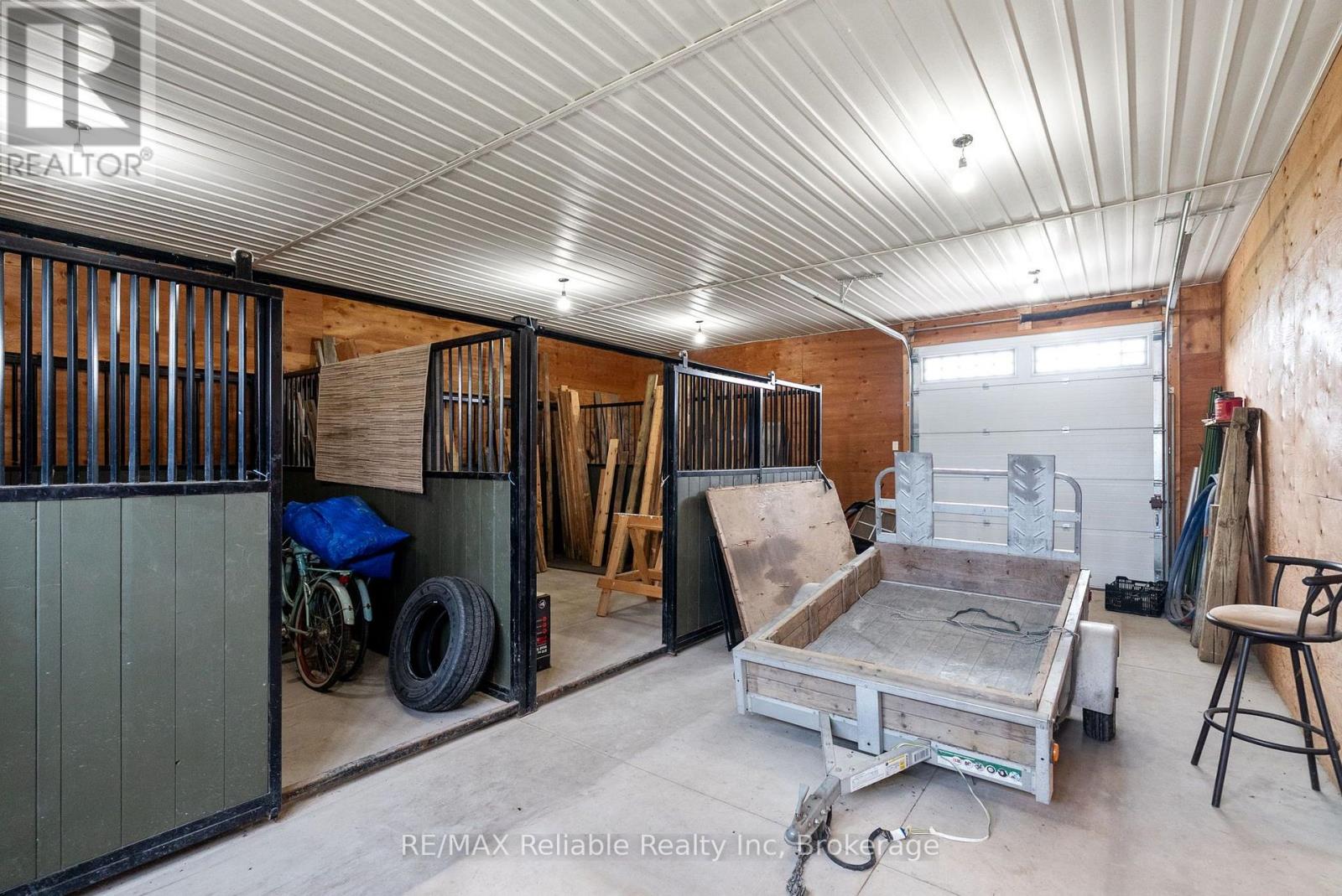 42899 Tile Road, Huron East, Ontario  N0K 1W0 - Photo 43 - X13582152