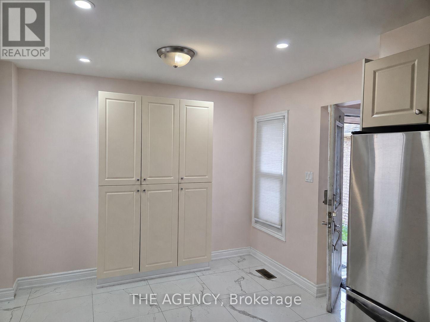 107 Reed Drive, Ajax, Ontario  L1S 6V3 - Photo 2 - E13582182