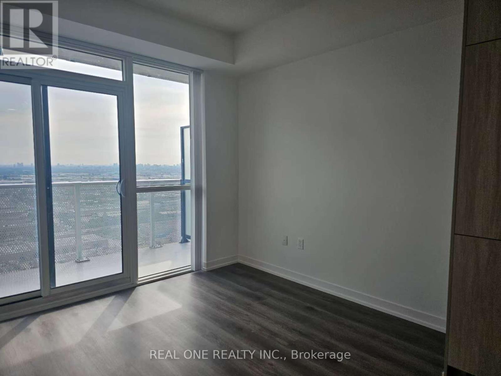 3908 - 28 Interchange Way, Vaughan, Ontario L4K 0P8 - Photo 7 - N13582192