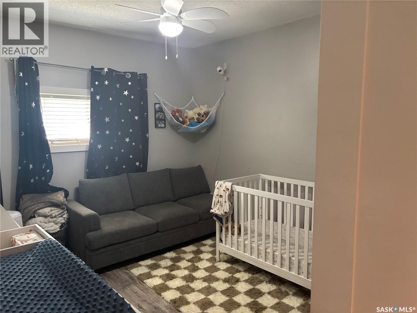 551 2nd Avenue Nw, Swift Current, Saskatchewan  S9H 0R1 - Photo 11 - SK043032