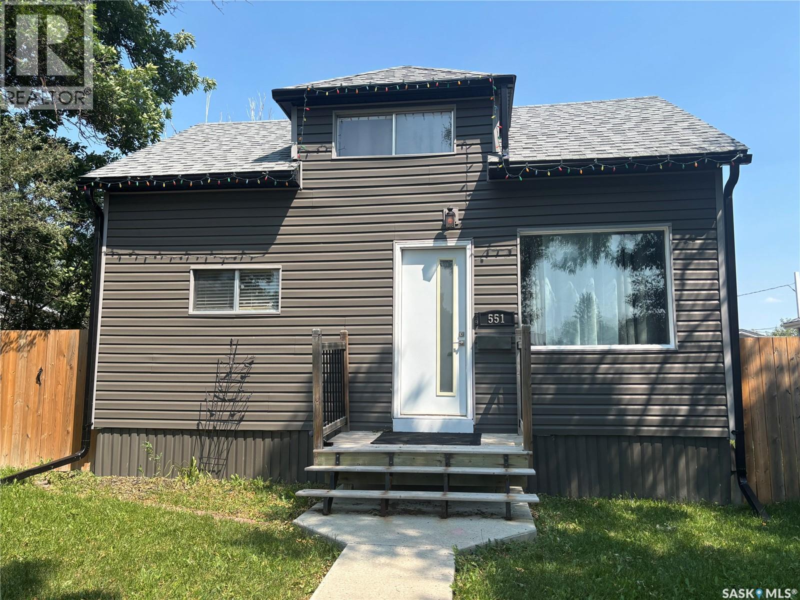 551 2nd AVENUE NW, Swift Current, Saskatchewan