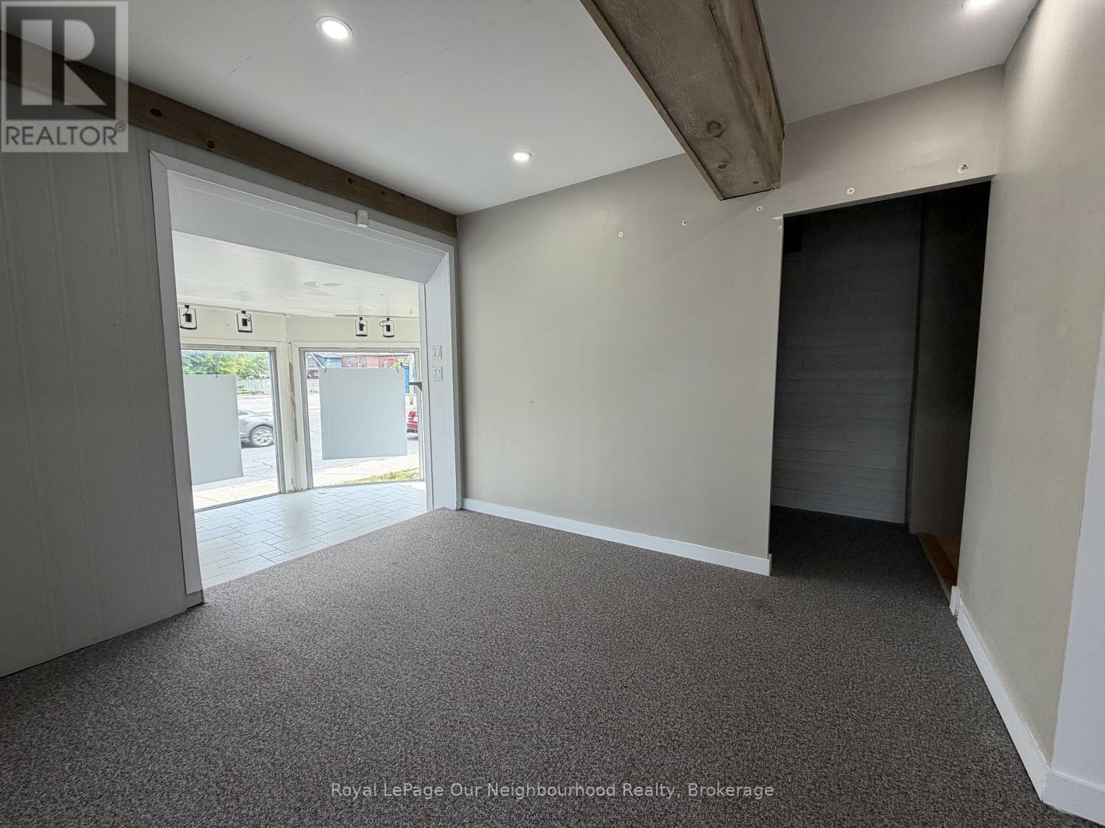1 - 26 Ritson Road N, Oshawa (O'neill), Ontario  L1G 5P3 - Photo 10 - E13582214