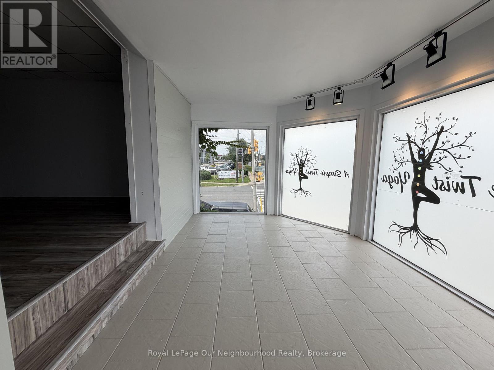 1 - 26 Ritson Road N, Oshawa (O'neill), Ontario  L1G 5P3 - Photo 25 - E13582214