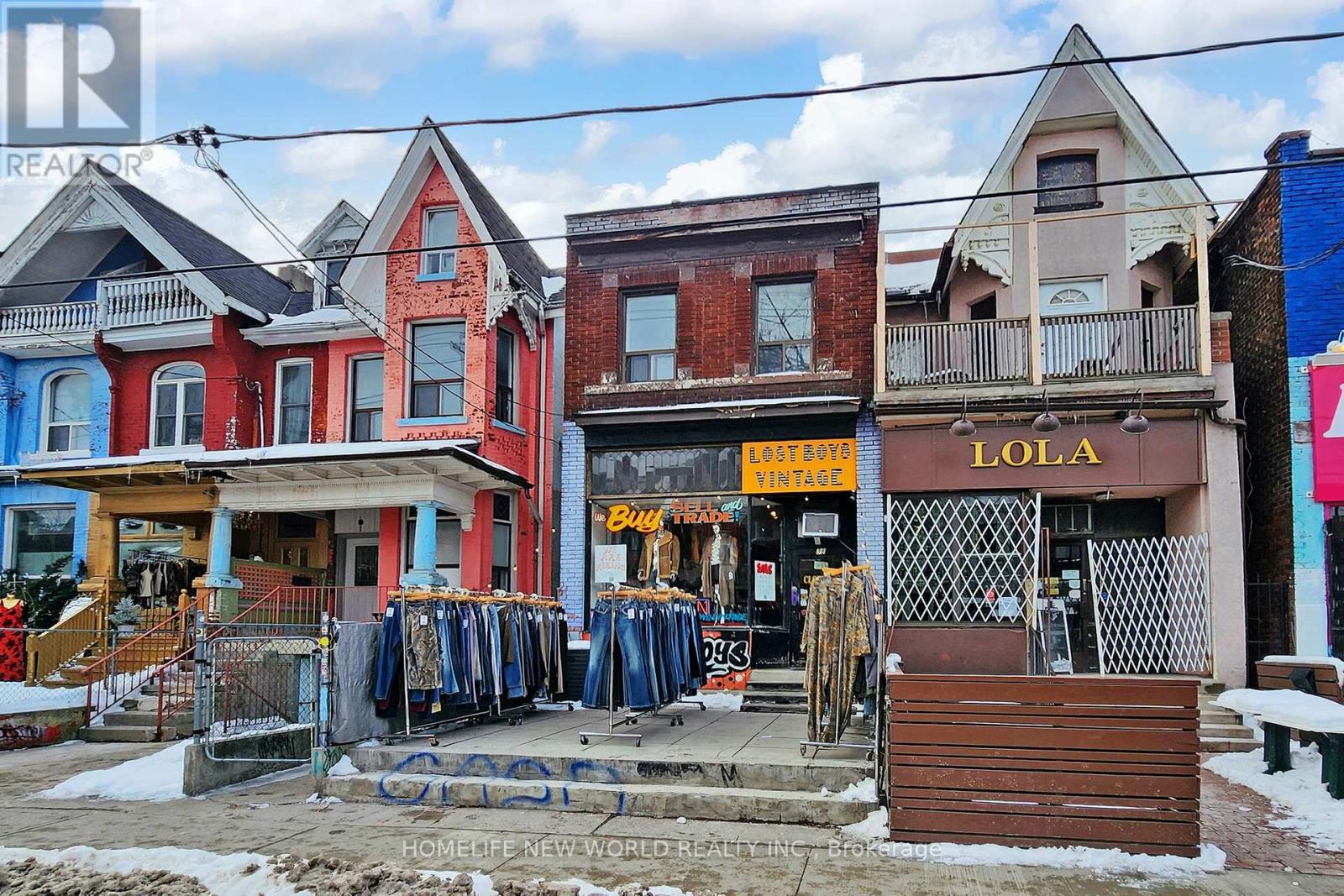 38 Kensington Avenue, Toronto, Ontario  M5T 2J9 - Photo 3 - C13582198