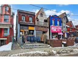38 KENSINGTON AVENUE, Toronto, Ontario