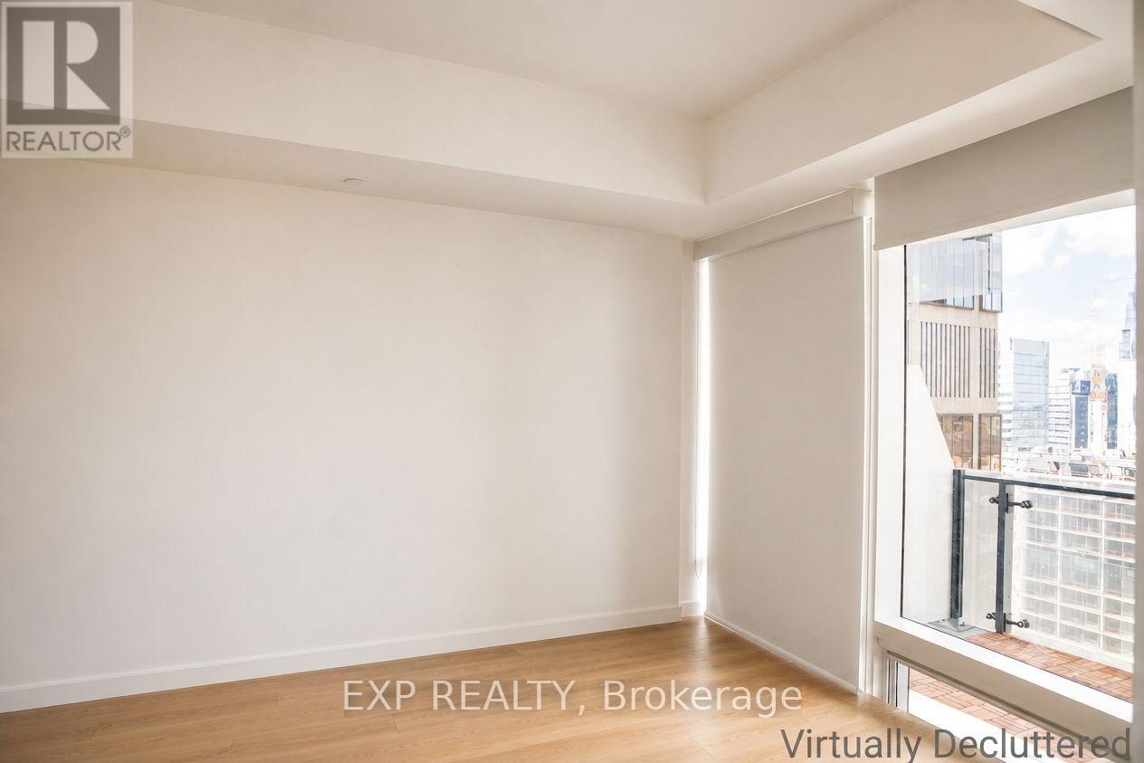 2011 - 1 Bloor Street E, Toronto, Ontario  M4W 0A8 - Photo 5 - C13582200