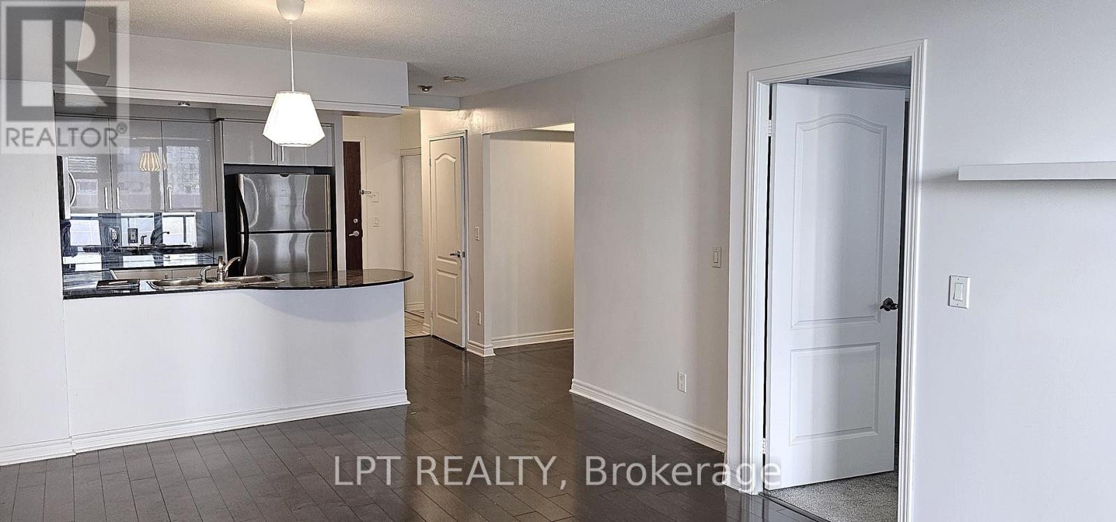 2303 - 4080 Living Arts Drive, Mississauga, Ontario L5B 4N3 - Photo 10 - W13582216